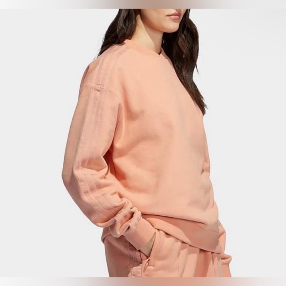 🔵IVY PARK + ADIDAS LIGHT CORAL SWEATSHIRT